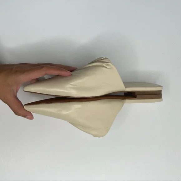 Vince Hedi Pointed Toe Mules Cream Size 8.5 - Picture 4 of 12